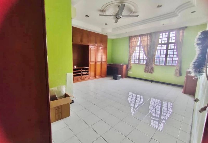 Putra Indah Condominium