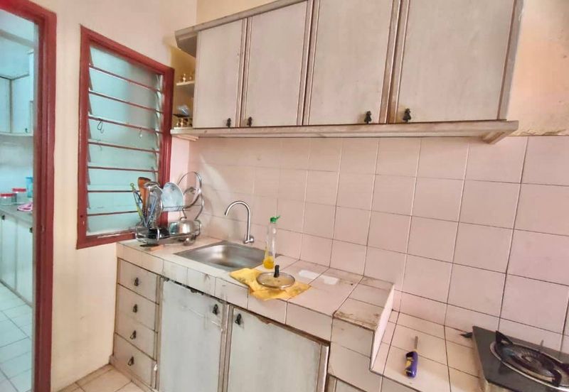 Putra Indah Condominium