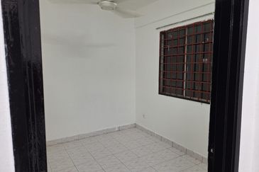 Idaman Sutera Condominium