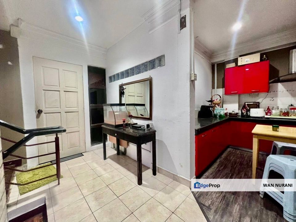 Villa Laman Tasik 2 Storey TownHouse (End Lot)Bandar Sri Permaisuri Cheras KL, Kuala Lumpur, Cheras