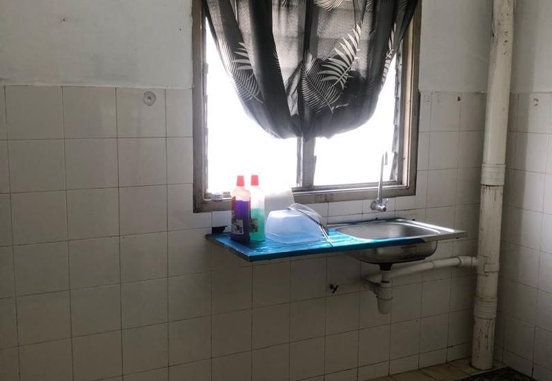 Bandar Tasik Selatan Low Cost Flat