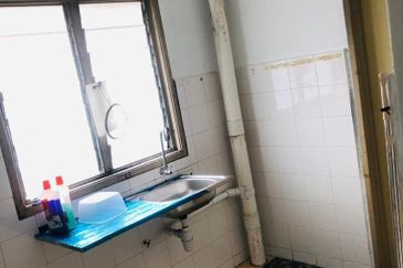 Bandar Tasik Selatan Low Cost Flat