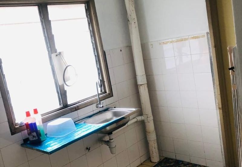 Bandar Tasik Selatan Low Cost Flat