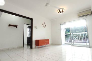 Pangsapuri Kristal (Crystal Tower), Taman Bukit Indah