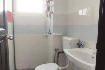 Pangsapuri Kristal (Crystal Tower), Taman Bukit Indah