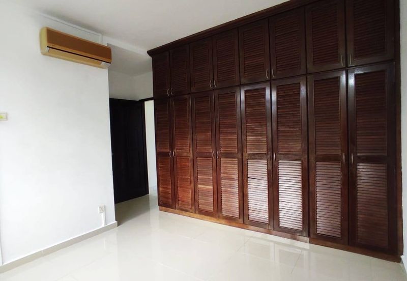 Pangsapuri Kristal (Crystal Tower), Taman Bukit Indah