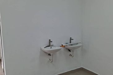 Persiaran Raja Muda Musa, Pelabuhan Klang