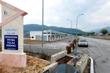 Alor Gajah, Residensi Pr1ma Pulau Sebang Shoplot For Sale