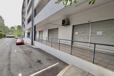Shoplot PR1MA Bandar Bukit Mahkota Bangi Selangor For Sale