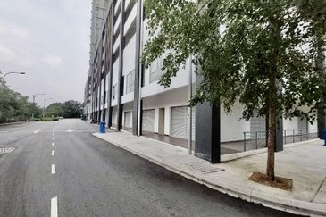 Shoplot PR1MA Bandar Bukit Mahkota Bangi Selangor For Sale
