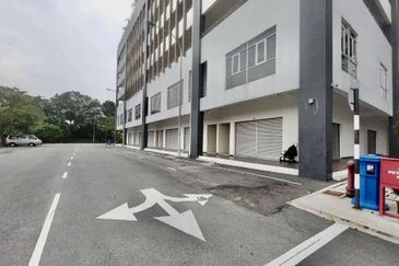 Shoplot PR1MA Bandar Bukit Mahkota Bangi Selangor For Sale