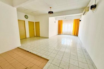 Pangsapuri Mutiara Subang