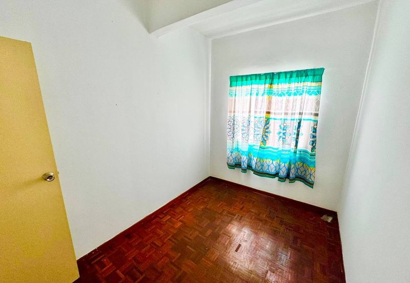 Pangsapuri Mutiara Subang