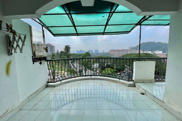 Sri Kinabalu Condominium