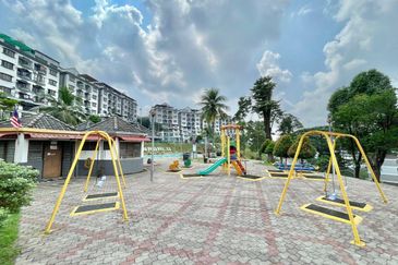 Sri Kinabalu Condominium