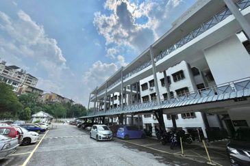 Sri Kinabalu Condominium