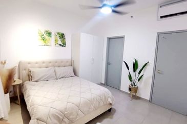 Tangerine Suites @ Sunsuria City