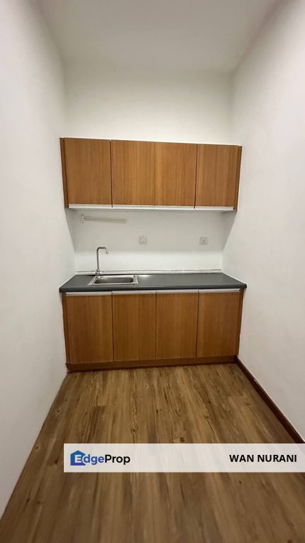 Near KTM  Studio Unit @ Suria Jaya, Seksyen 16, Shah Alam , Selangor, Shah Alam