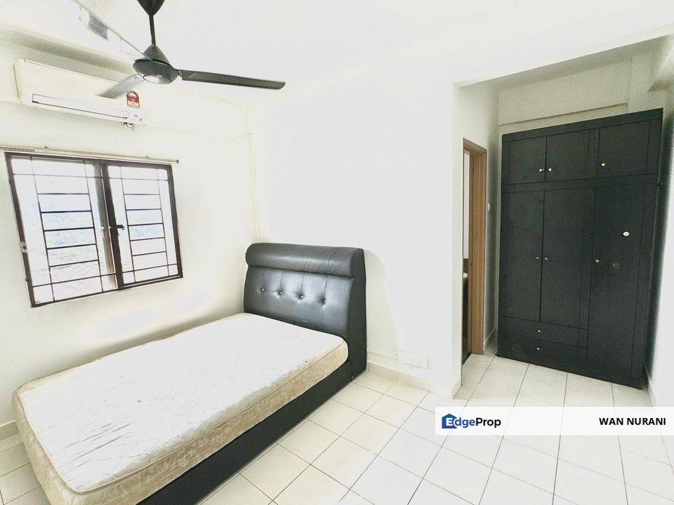 End Lot Pangsapuri Saujana Gombak Taman Pinggiran Batu Cave Selangor, Selangor, Batu Caves 