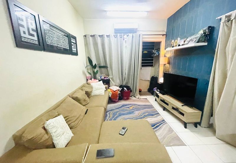 Residensi Bistaria, Ukay Bistari