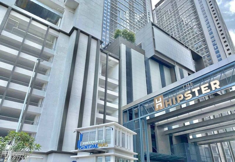 The Hipster @ Taman Desa