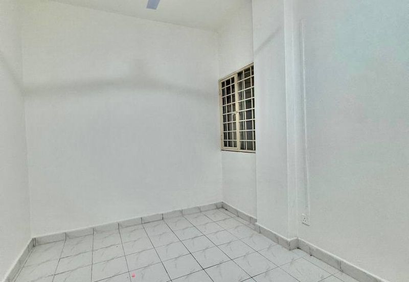 Vista Hatamas Apartment