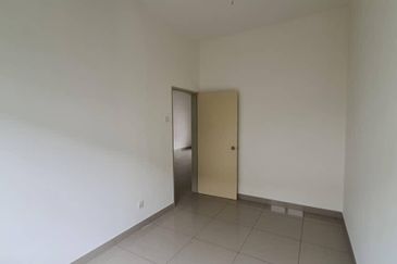 Albury 2, Taman Tasik Senangin