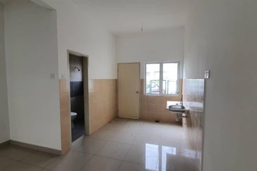 Albury 2, Taman Tasik Senangin