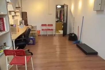 Shop Office At Brickfields Kuala Lumpur For Rent