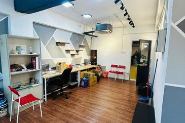 Shop Office At Brickfields Kuala Lumpur For Rent