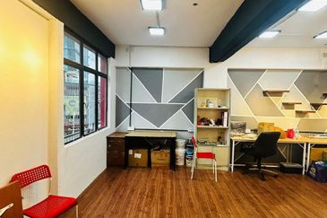 Shop Office At Brickfields Kuala Lumpur For Rent