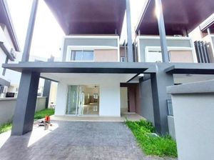 FREEHOLD End Lot Serene Height Kajang Double Storey Link House For Sale ...