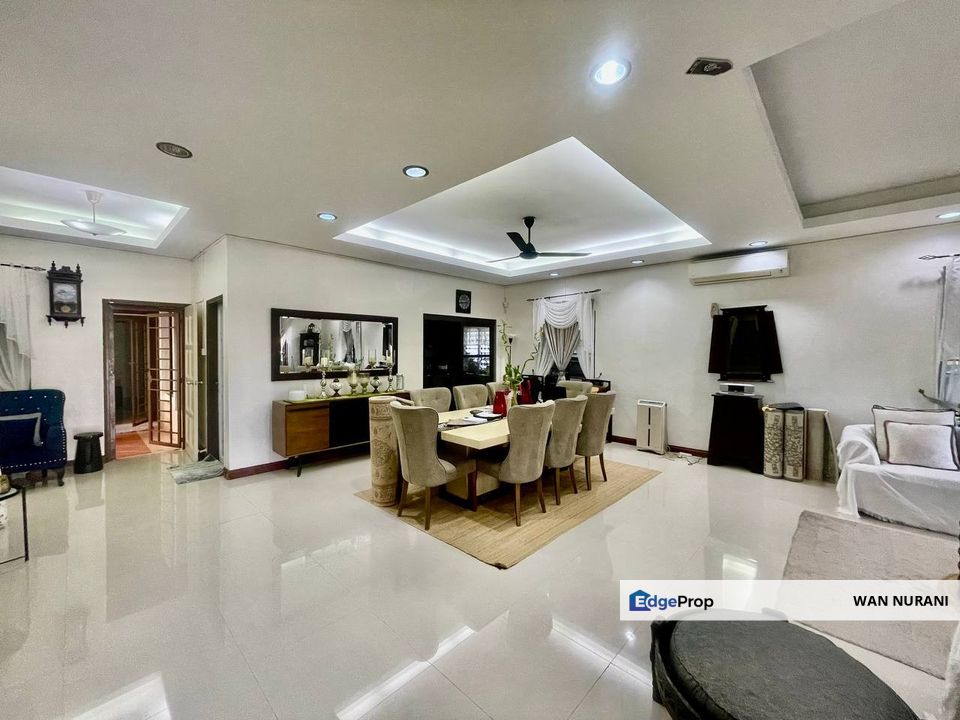 DOUBLE STOREY BUNGALOW (FULLY RENO) VILLA BESTARI, SUNGAI PUSU, GOMBAK, Selangor, Gombak