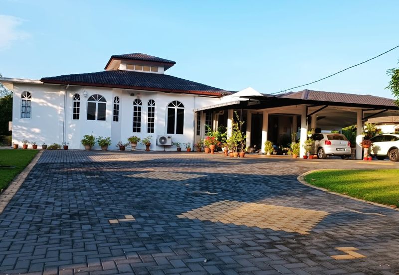 Sungai Buloh Country Resort