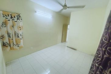 Alam Idaman, Taman Tasik Puchong