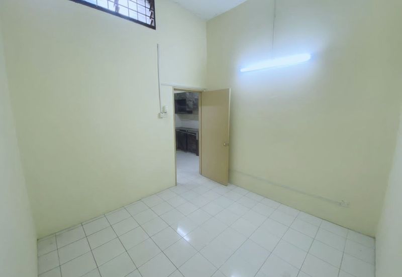 Alam Idaman, Taman Tasik Puchong