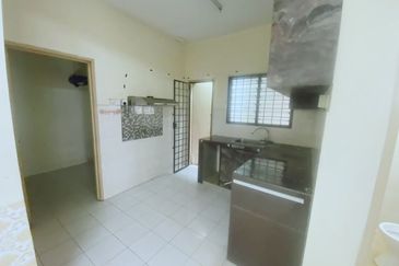 Alam Idaman, Taman Tasik Puchong