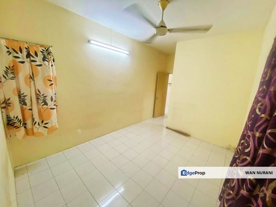 Single Storey Cluster Terrace Alam Idaman Taman Tasik Puchong For Sale, Selangor, Puchong