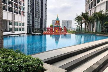 I Residence @ I City