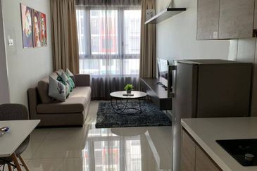 I Residence @ I City