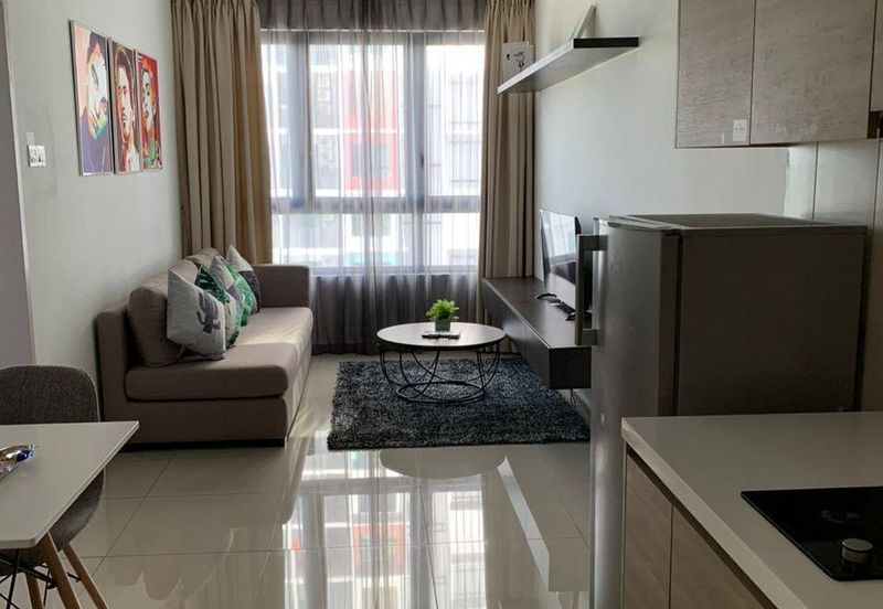 I Residence @ I City