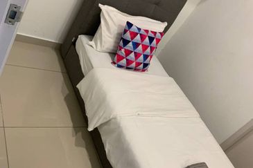 I Residence @ I City