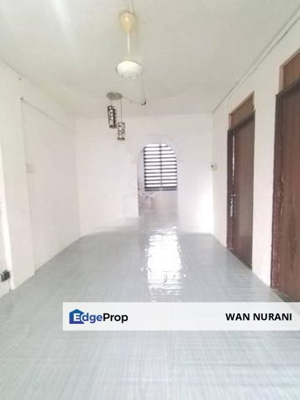 1st FLOOR NEAR LRT BLOK F SEKSYEN 1 FLAT WANGSA MAJU FOR SALE  , Kuala Lumpur, Wangsa Maju