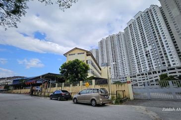 Sri Gotong Apartment