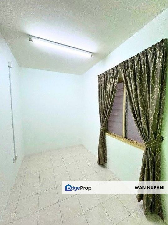 Casa Riana Seri Kembangan Selangor Kitchen Reno with Balcony For Sale, Selangor, Puncak Jalil