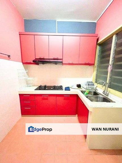 Casa Riana Seri Kembangan Selangor Kitchen Reno with Balcony For Sale, Selangor, Puncak Jalil