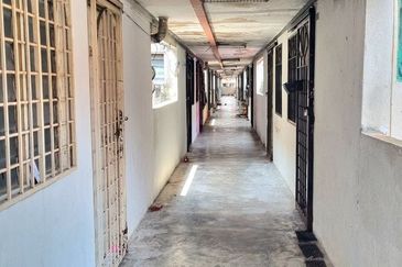 Pangsapuri Damai, Subang Bestari