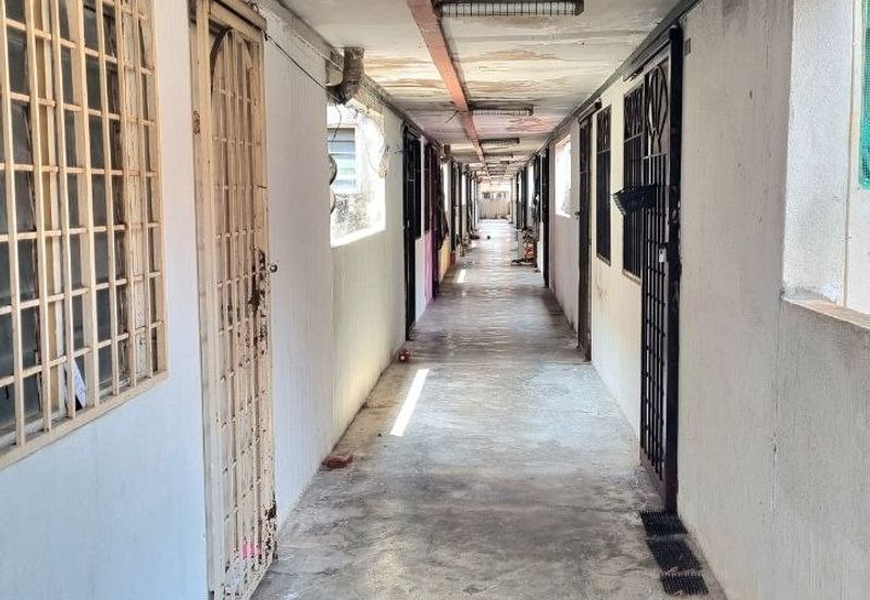 Pangsapuri Damai, Subang Bestari