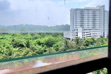 Pangsapuri Damai, Subang Bestari