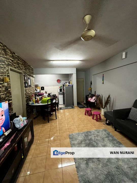 Partially Furnished Apartment Subang Suria Seksyen U5 Shah Alam For Sale , Selangor, Shah Alam